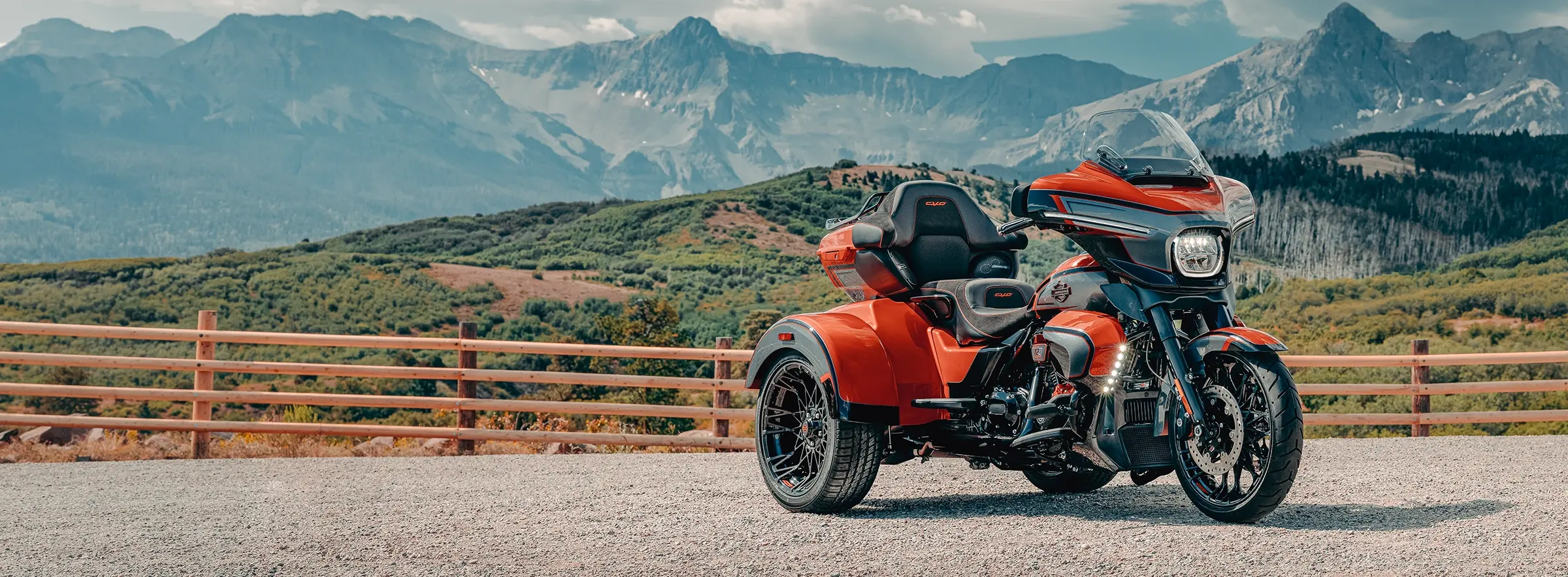 CVO™ STREET GLIDE® 3 LIMITED