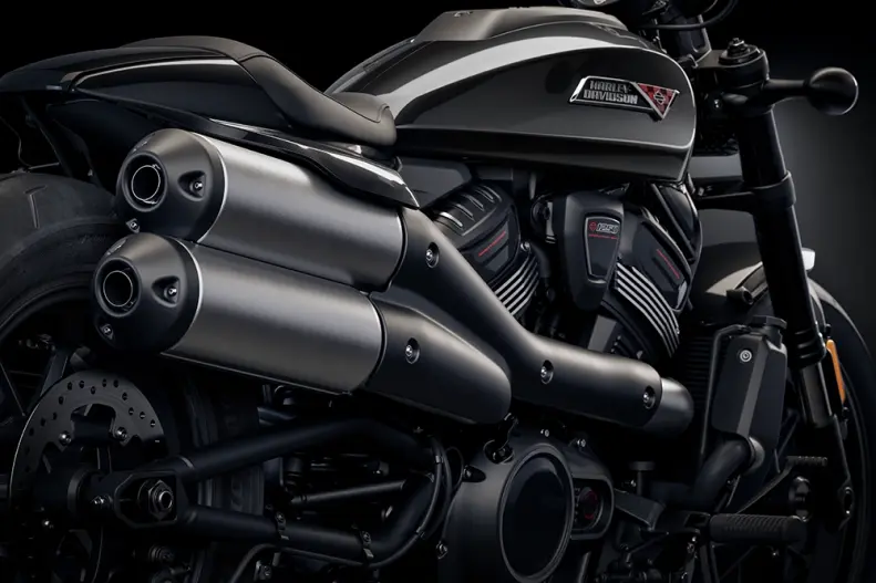 Vysoko posazený výfuk 2-1-2