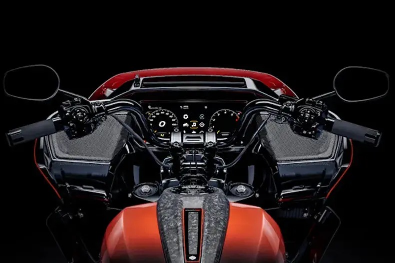 Kokpit připravený na závodní trať